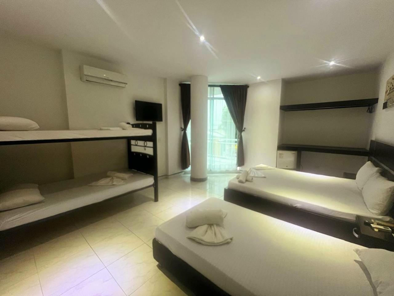 Hotel Suite Royal Melgar Ngoại thất bức ảnh