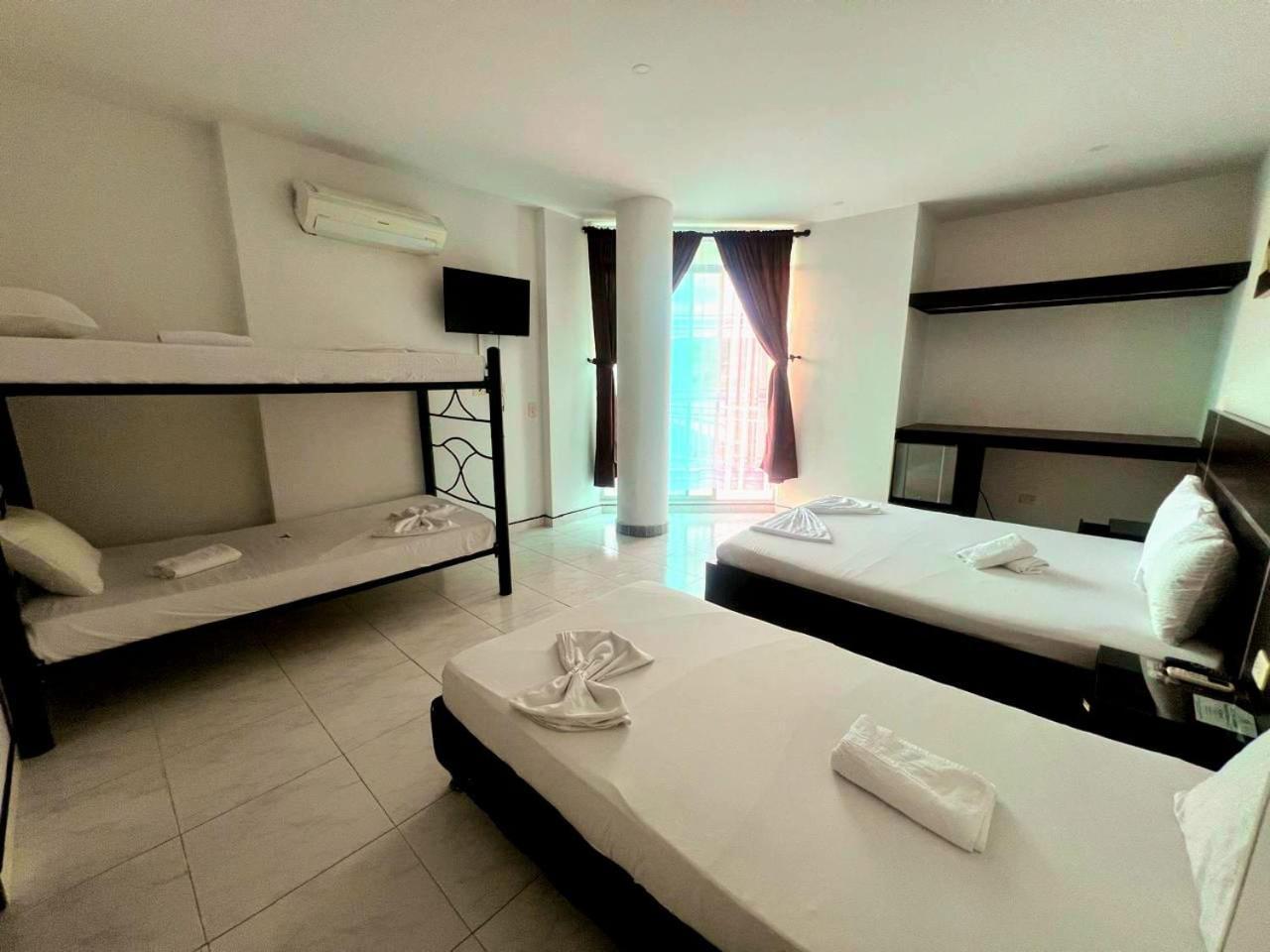 Hotel Suite Royal Melgar Ngoại thất bức ảnh