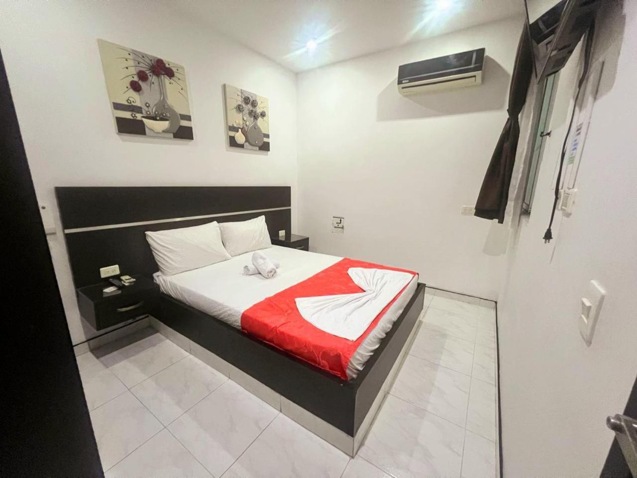 Hotel Suite Royal Melgar Ngoại thất bức ảnh