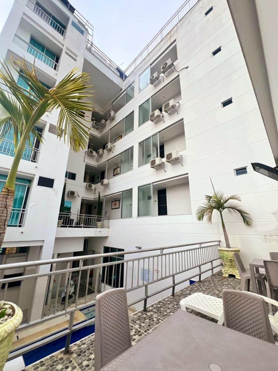 Hotel Suite Royal Melgar Ngoại thất bức ảnh